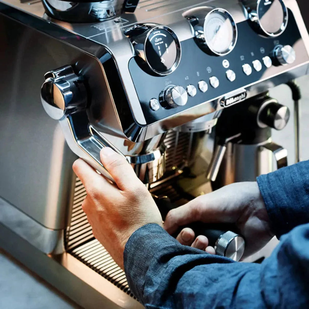 DeLonghi La Specialista Maestro Espresso Machine with LatteCrema EC9665M (Silver)
