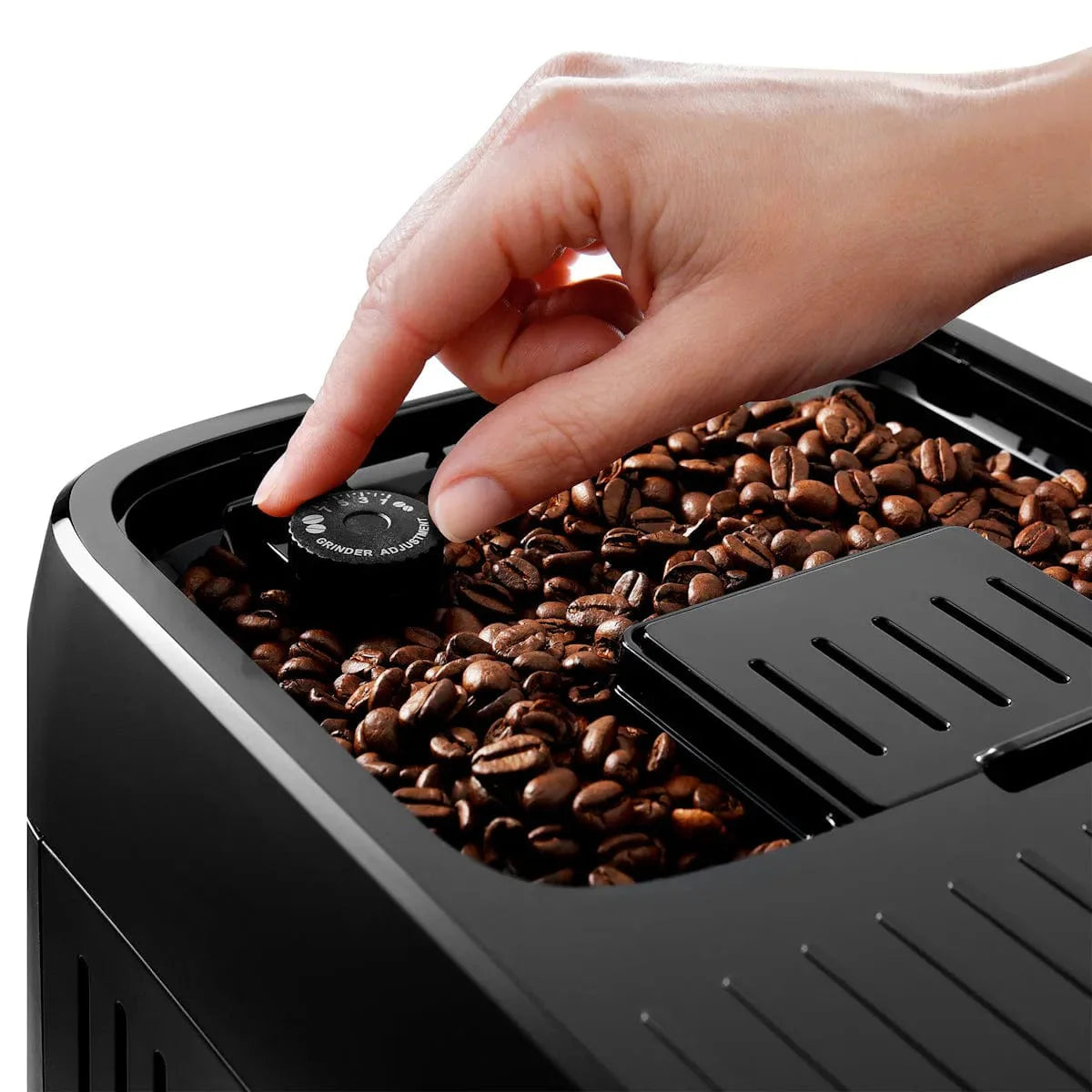 DeLonghi Magnifica Plus Super Automatic Espresso Machine with LatteCrema System ECAM32070SB