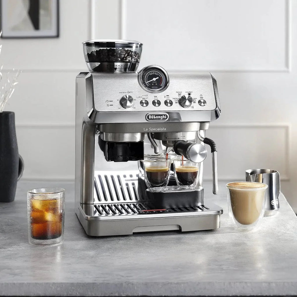 DeLonghi La Specialista Arte Evo Semi-Automatic Espresso Machine with Cold Brew EC9255M